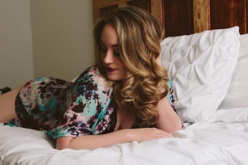 Boudoir photography idea photo janesville, WI
